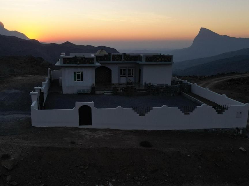 Villa Jabal Shams Bayt Kawakib à Misfāh Extérieur photo